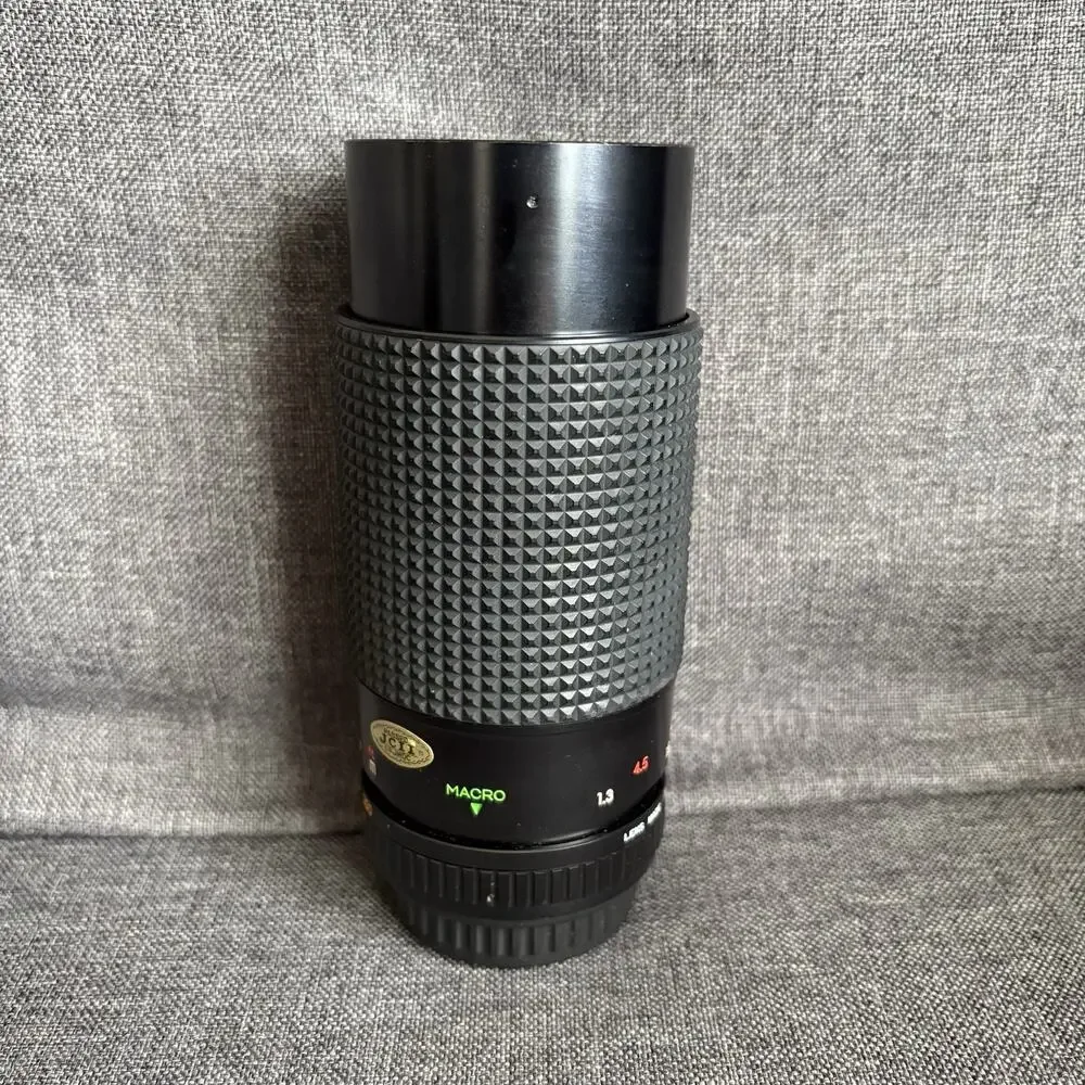 Focal MC Auto Zoom 1:4.5 80-200mm Lens Untested With‎ Case